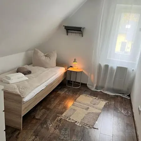 Dahl 3 Apartment *